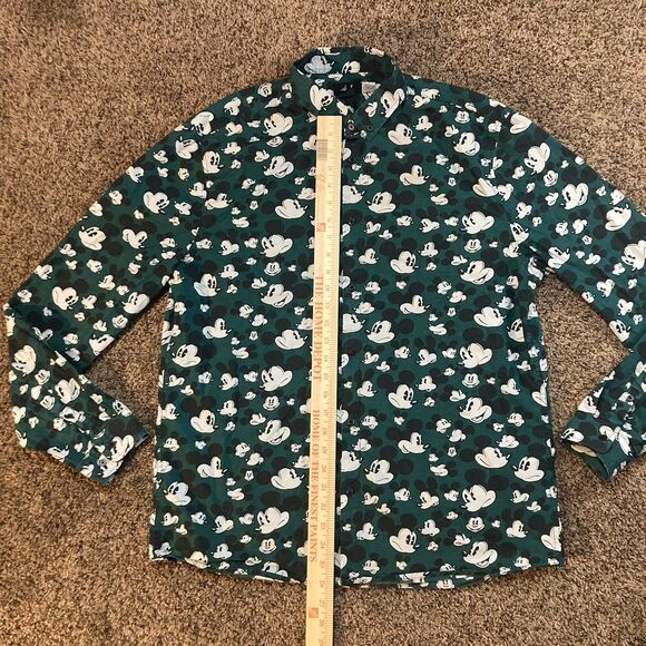 H&M x Disney Mickey Mouse Face Button Shirt Dark Green Regular Fit Mens Large - Picture 2 of 7